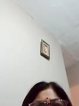 Snapshot of mileesha chatting on 12/03/25, 08:29 mileesha online show from 12/03/25, 08:29