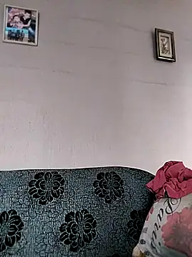 Snapshot of mileesha chatting on 12/04/25, 08:45 mileesha online show from 12/04/25, 08:45