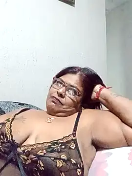 mileesha online show from 04/27/26, 06:39