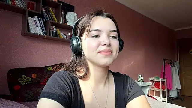 PUP PUP Sea online show from 10/11/25, 07:07