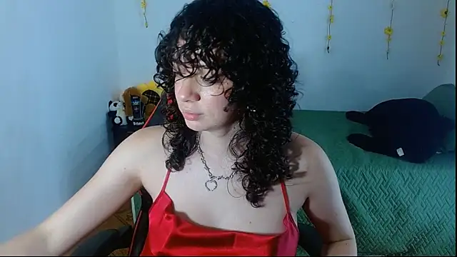 Snapshot of sajecrismaa chatting on 06/19/26, 09:18 sajecrismaa online show from 06/19/26, 09:18