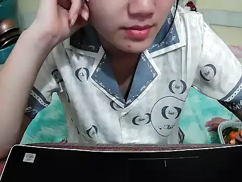 Linda-24 online show from 03/21/26, 12:21