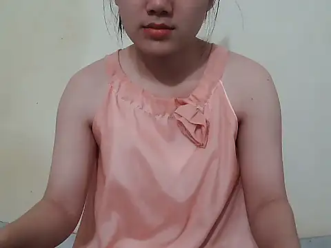 Linda-24 online show from 04/02/26, 08:34