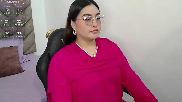 heluejamil online show from 10/27/25, 08:02