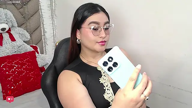 heluejamil online show from 01/05/26, 07:39