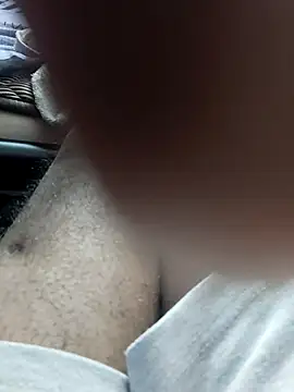 Snapshot of whitelady15 chatting on 10/11/25, 04:49 whitelady15 online show from 10/11/25, 04:49