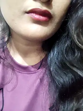 Snapshot of Cute_pinkii chatting on 11/21/25, 07:45 Cute pinkii online show from 11/21/25, 07:45