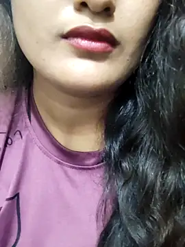 Snapshot of Cute_pinkii chatting on 11/24/25, 07:46 Cute pinkii online show from 11/24/25, 07:46