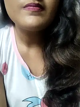 Snapshot of Cute_pinkii chatting on 12/14/25, 07:07 Cute pinkii online show from 12/14/25, 07:07