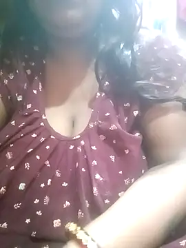 Snapshot of Ritika_Hot chatting on 10/13/25, 10:15 Ritika Hot online show from 10/13/25, 10:15