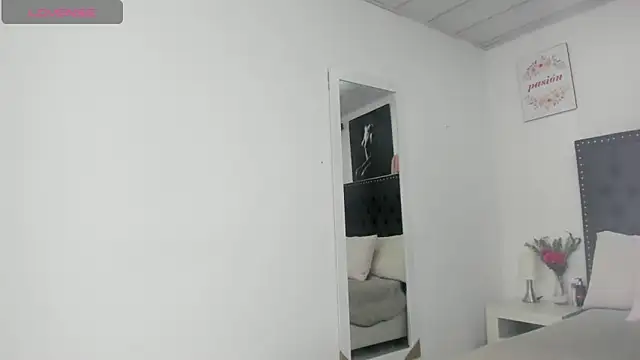 ScarlettVell online show from 09/20/25, 04:19