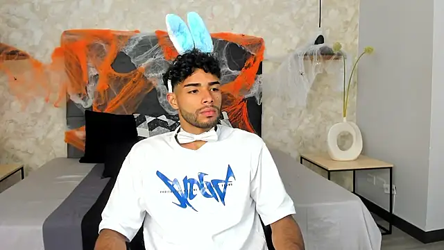 RaphaelDufort online show from 10/29/25, 12:02