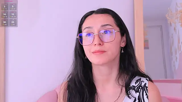 Ginevra esposito online show from 11/29/25, 12:30