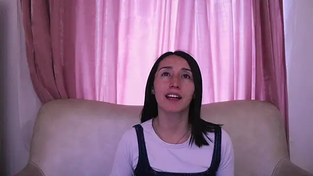 Snapshot of Ginevra_esposito chatting on 06/22/26, 12:46 Ginevra esposito online show from 06/22/26, 12:46
