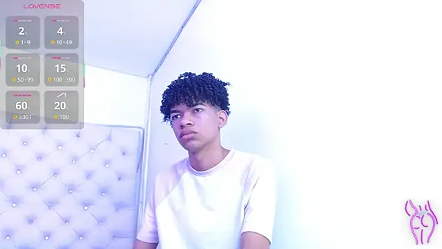 Ivone Rose  online show from 10/03/25, 12:24