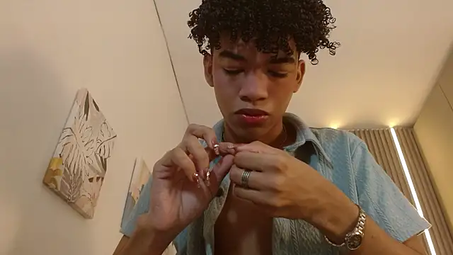 Ivone Rose  online show from 10/22/25, 12:38