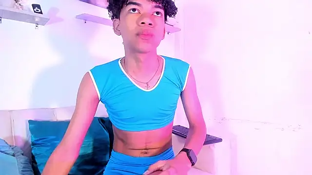 Ivone Rose  online show from 12/03/25, 12:14