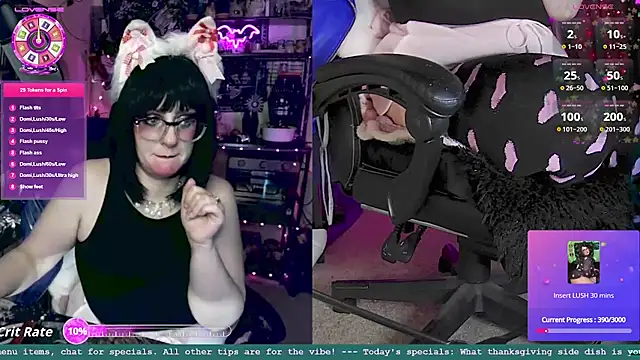 Snapshot of LadyMarzanna chatting on 11/23/25, 03:39 LadyMarzanna online show from 11/23/25, 03:39