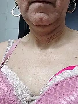 Emily de Carla online show from 03/02/26, 07:48