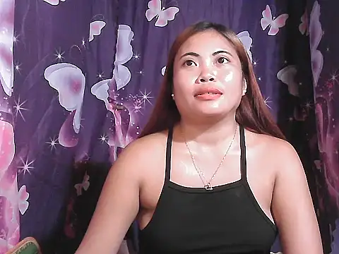 Snapshot of Hot_Samantha4u chatting on 05/23/26, 11:36 Hot Samantha4u online show from 05/23/26, 11:36