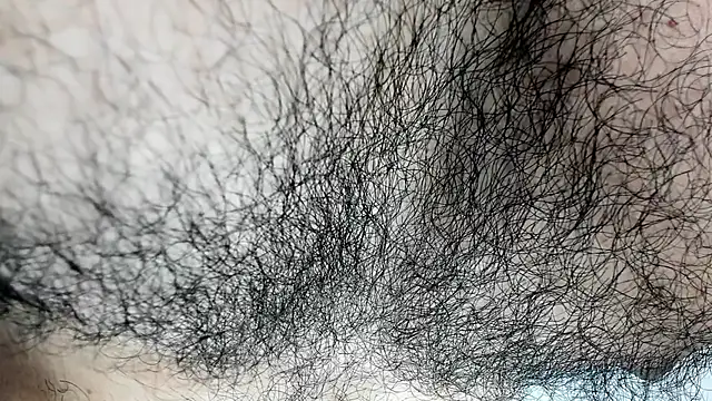 latinhotmuscle online show from 10/28/25, 04:16