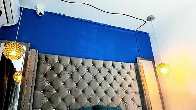 latinhotmuscle online show from 11/14/25, 04:22