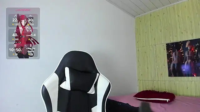 Raven Rouge  online show from 12/04/25, 03:27