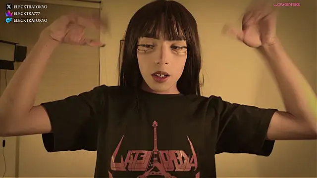 Snapshot of alexxatokyo chatting on 11/28/25, 12:57 alexxatokyo online show from 11/28/25, 12:57