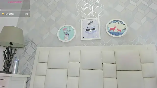 naia cox online show from 04/03/26, 03:59