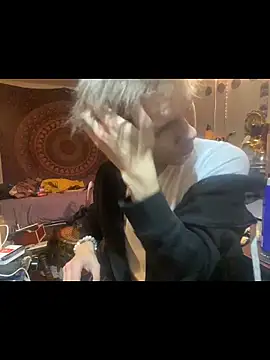 XanderOzzz online show from 11/24/25, 02:11