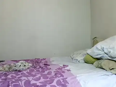 Snapshot of bustydivaxx21 chatting on 12/04/25, 11:19 bustydivaxx21 online show from 12/04/25, 11:19