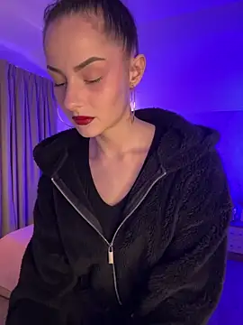 Snapshot of bigJuicyPussy chatting on 04/03/26, 01:31 bigJuicyPussy online show from 04/03/26, 01:31