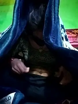 Snapshot of Punam_ji chatting on 01/08/26, 03:31 Punam ji online show from 01/08/26, 03:31