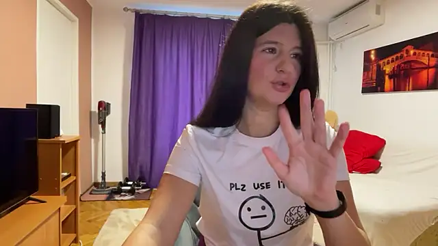 Snapshot of Ice_Bronx chatting on 11/21/25, 10:03 Ice Bronx online show from 11/21/25, 10:03