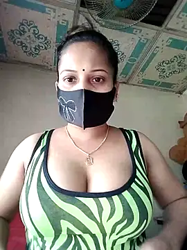 Snapshot of Payel_50 chatting on 05/18/26, 07:47 Payel 50 online show from 05/18/26, 07:47
