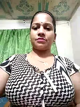 Snapshot of Payel_50 chatting on 07/05/26, 03:52 Payel 50 online show from 07/05/26, 03:52