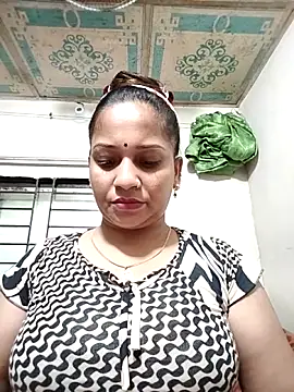 Snapshot of Payel_50 chatting on 07/23/26, 11:19 Payel 50 online show from 07/23/26, 11:19
