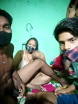 LoveOnStream online show from 11/09/25, 01:20