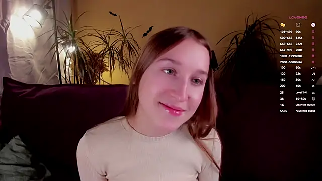 NanaMertins online show from 10/31/25, 01:06