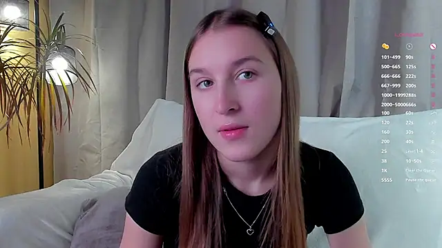 NanaMertins online show from 11/18/25, 01:11