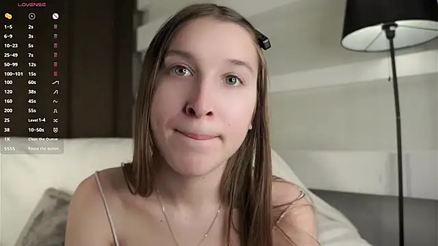 NanaMertins online show from 12/21/25, 01:02