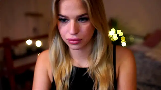 Emilyvanroessel online show from 09/26/25, 01:15