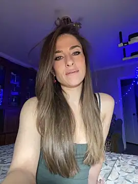 Snapshot of _shadylady_ chatting on 09/27/25, 06:24 shadylady online show from 09/27/25, 06:24