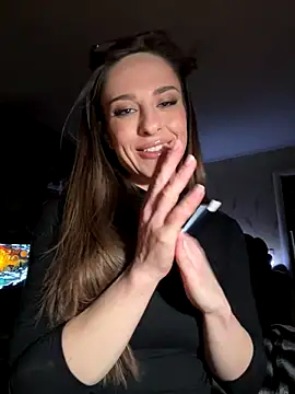 Snapshot of _shadylady_ chatting on 11/11/25, 10:43 shadylady online show from 11/11/25, 10:43