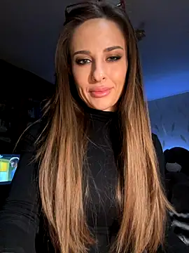 Snapshot of _shadylady_ chatting on 11/17/25, 08:14 shadylady online show from 11/17/25, 08:14