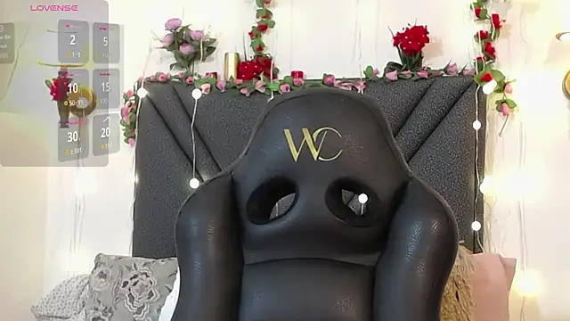 IndraKaur  online show from 02/02/26, 11:31