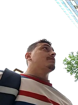 Snapshot of papisabroson chatting on 05/18/26, 05:57 papisabroson online show from 05/18/26, 05:57
