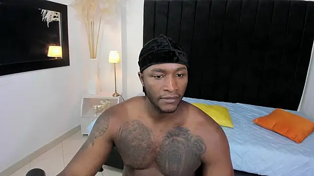 chrstian lewis1 online show from 11/04/25, 03:44