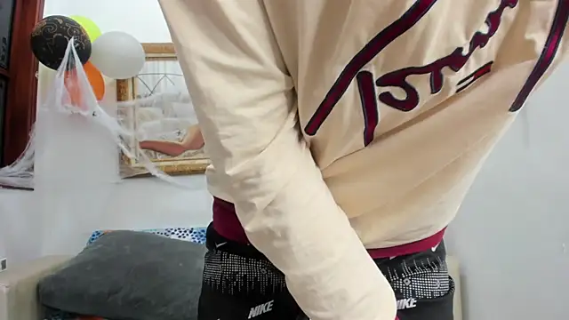 Felipe Cold online show from 10/27/25, 02:59