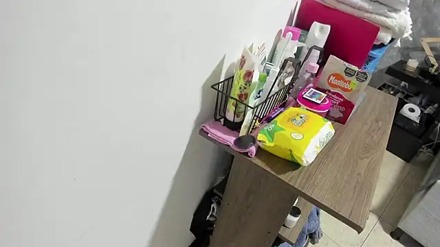 crystaldarliing online show from 02/19/26, 04:03